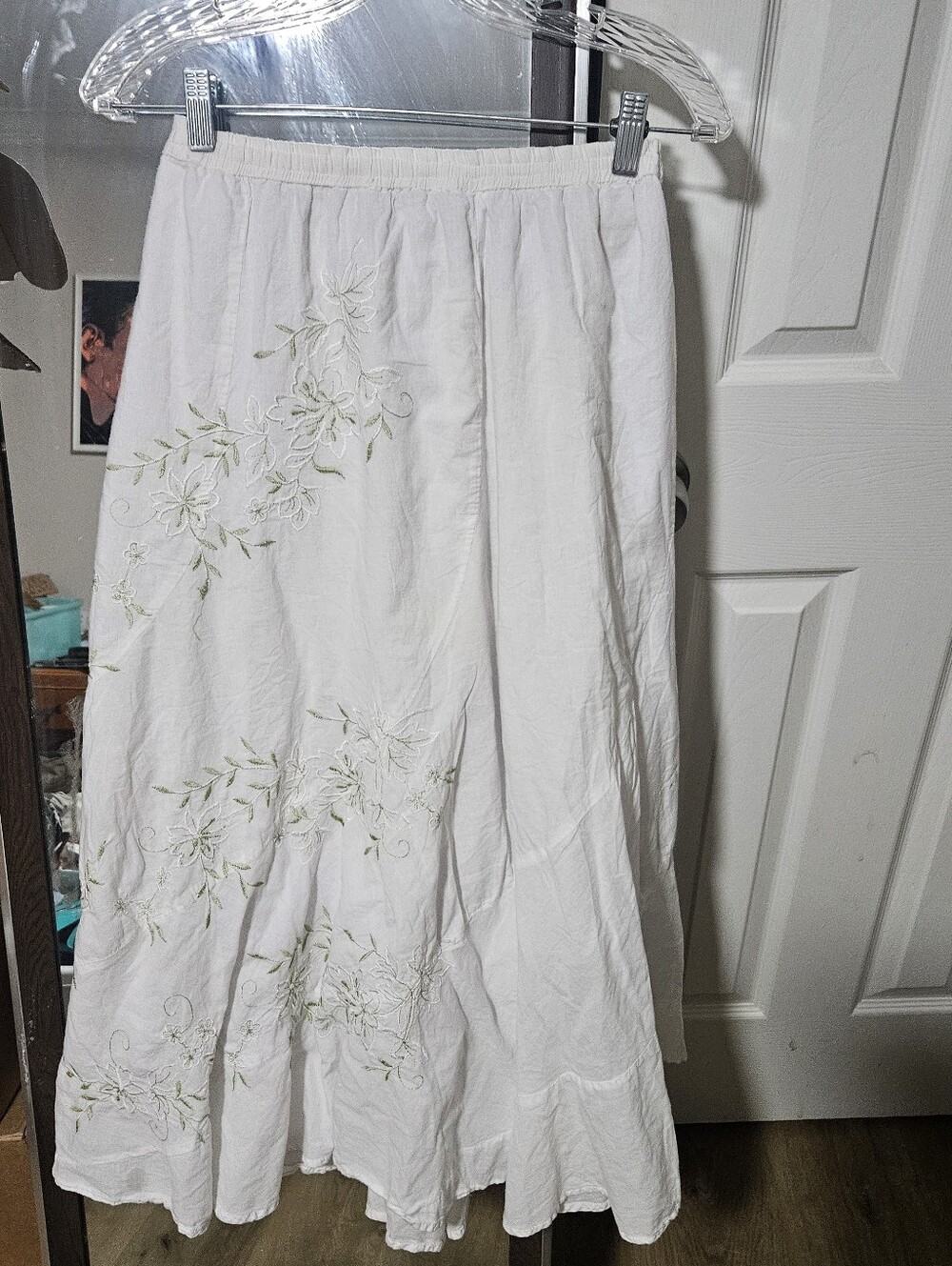 Metro Wear White Maxi Midi Skirt with Green Floral Embroidery Y2K fairycore L